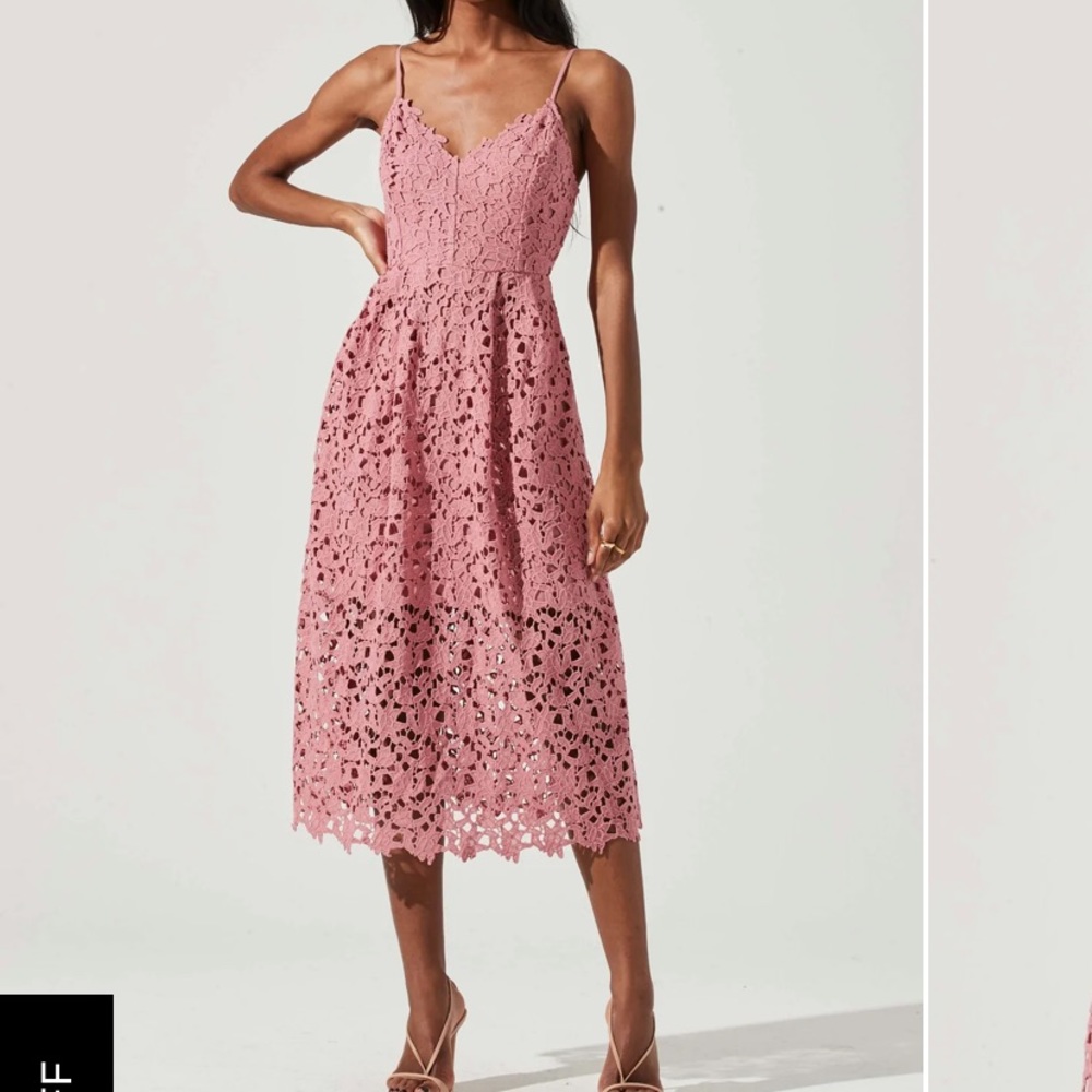Astr Lace Midi Dress in Dusty Pink